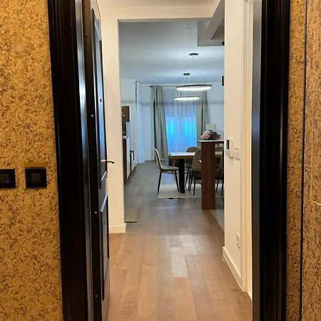 Apartamento Cetinjska Palace *