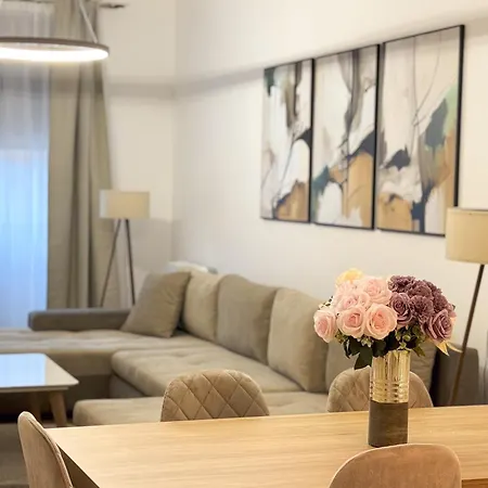 Cetinjska Palace Apartamento *