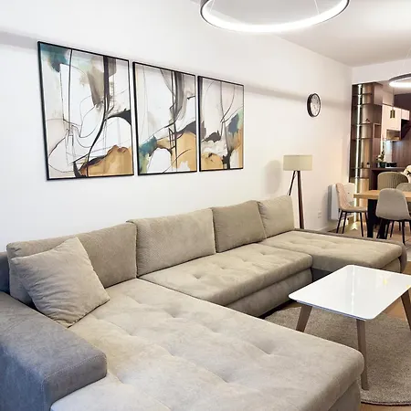 Apartamento Cetinjska Palace *